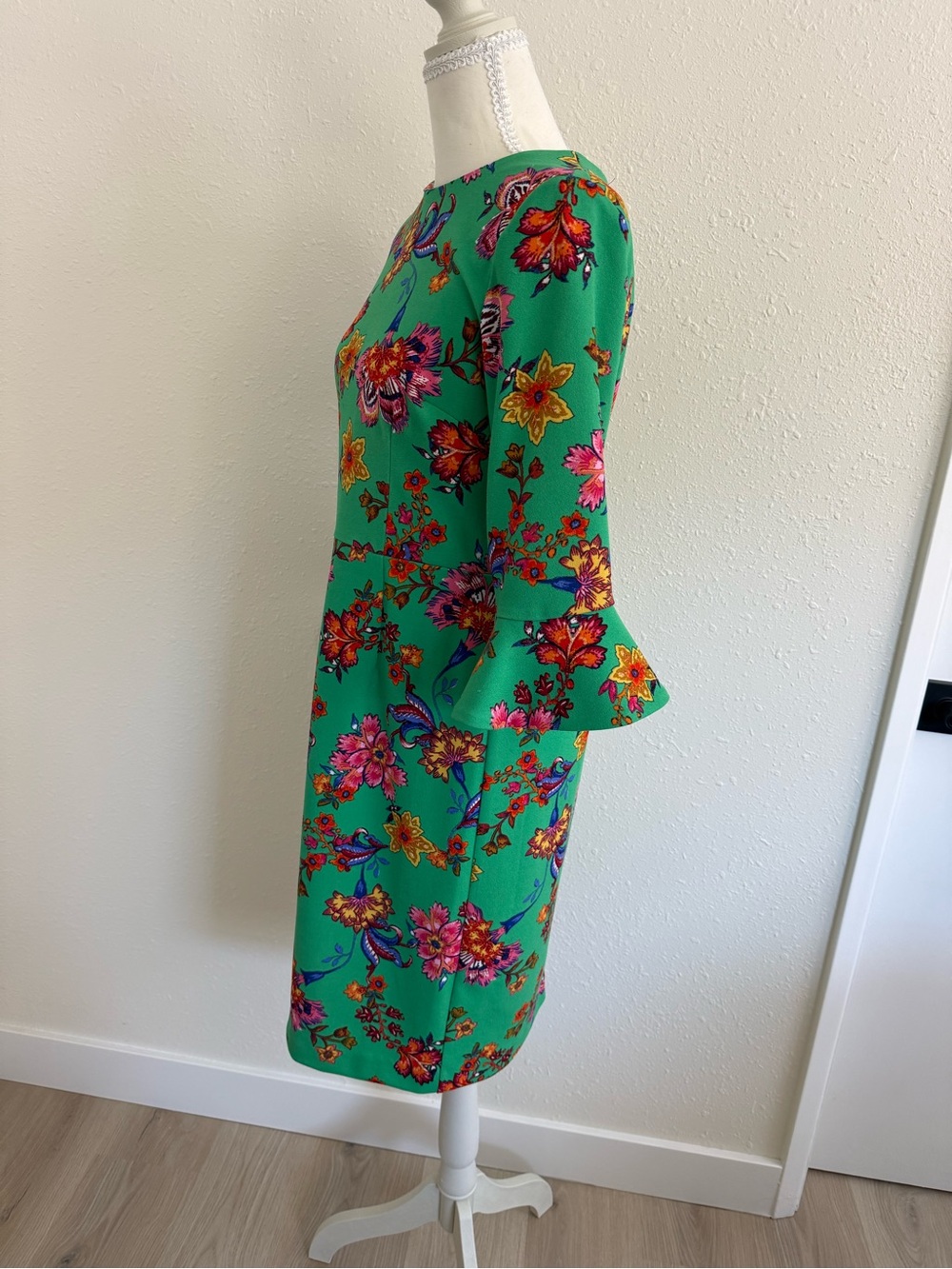 Shelby & Palmer Green Floral Midi Dress with Bell Sleeves - Picture 2 of 5